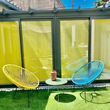 Atypical 5-person House With Patio, Downtown, Air-conditioning *