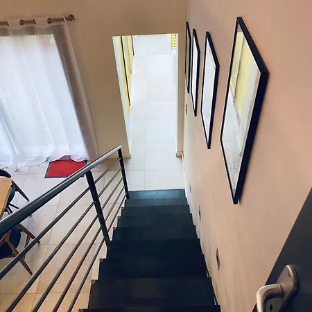 Atypical 5-person House With Patio, Downtown, Air-conditioning *
